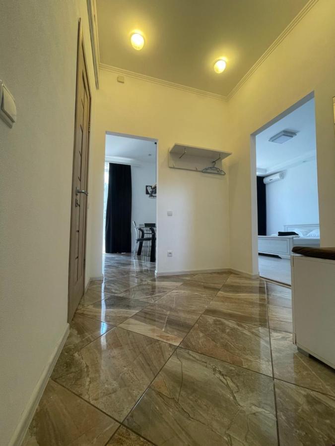 Vip Apartment Karl Marks Avenue ครือวอยร็อก ภายนอก รูปภาพ